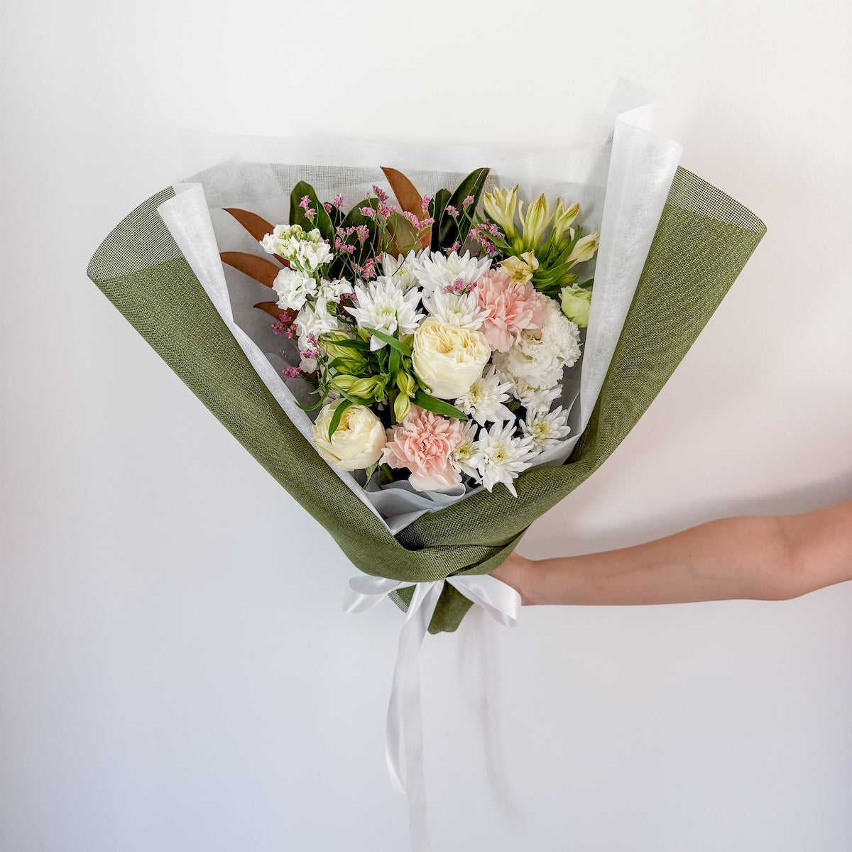 Mother's Day 2026 Flowers - Medium Bunch Whites | Perth Flower Delivery