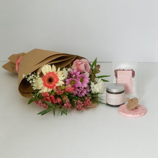 Flowers and Gifts for New Mum | Bliss & Bloom Studio