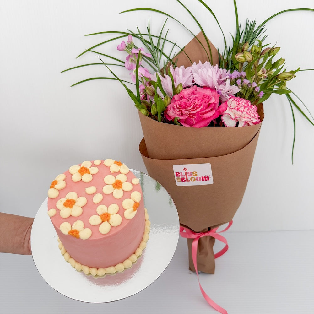 Curated bundle of our Single bunch with a vanilla cake with floral design, for Perth delivery